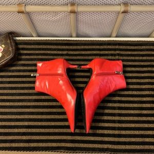 🦄Zara kitten heeled red ankle boots size 6